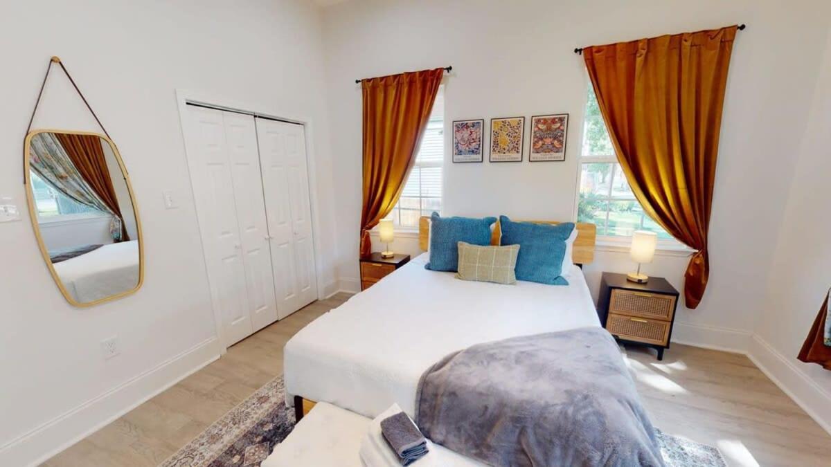 Sunny 5Bed W Parking And Direct Streetcar Access Villa นิวออร์ลีนส์ ภายนอก รูปภาพ