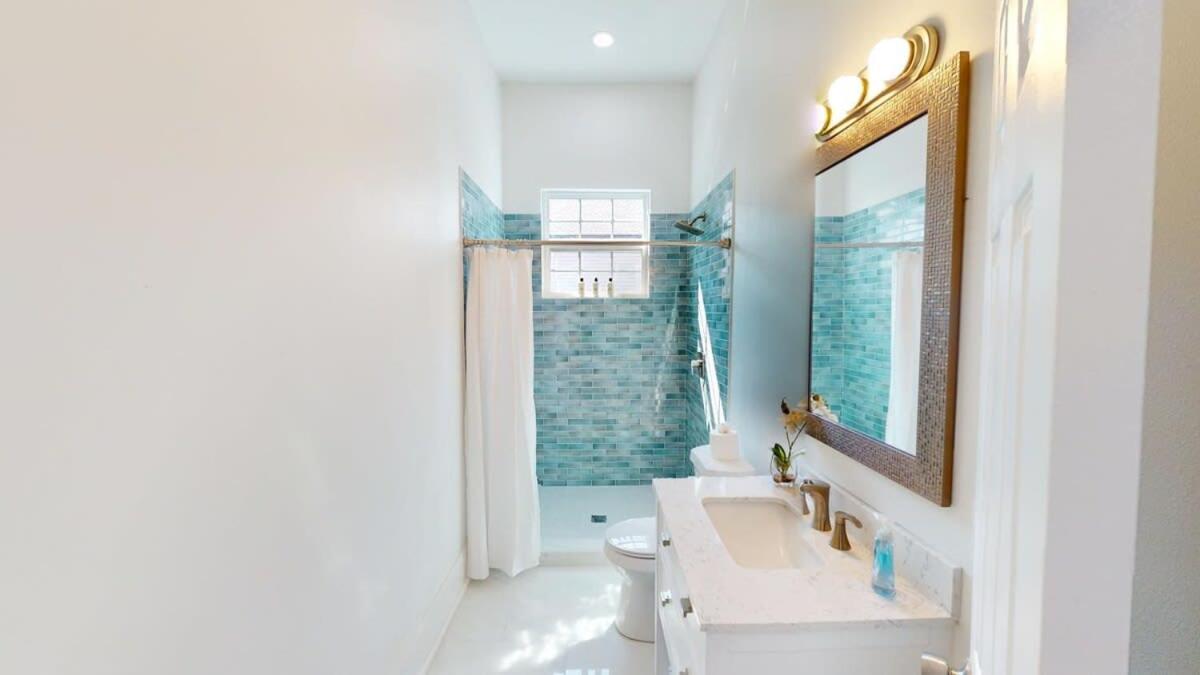 Sunny 5Bed W Parking And Direct Streetcar Access Villa นิวออร์ลีนส์ ภายนอก รูปภาพ